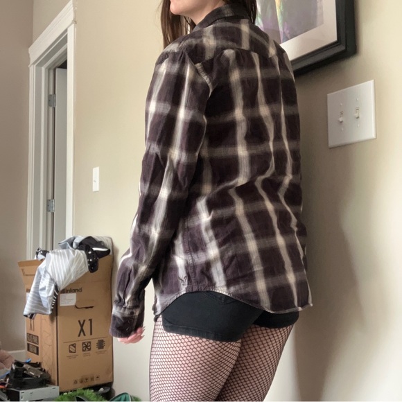 UNIQUE MONOCHROMATIC SNAP UP FLANNEL - Picture 12 of 16